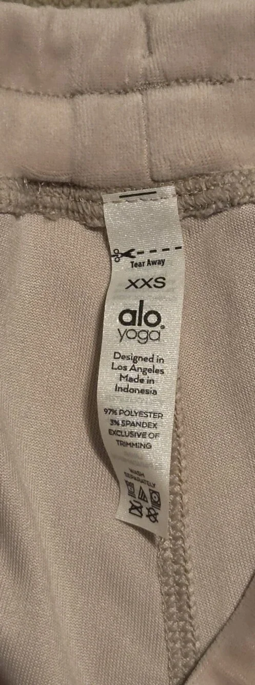 Alo Yoga Velour Glimmer Set. Dusty Pink. Great Conditioned. Plz Read***